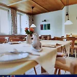 Gasthof Kreuz Inn