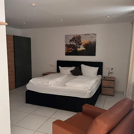 Inn Gasthof Kreuz Bad Waldsee