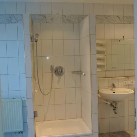 Inn Gasthof Kreuz 2*