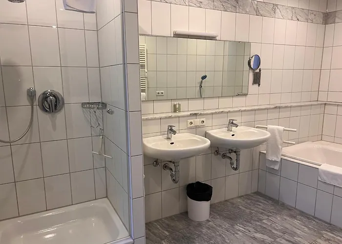 Inn Gasthof Kreuz 2*