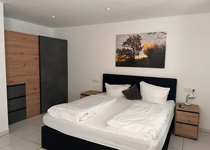 Gasthof Kreuz Inn 2*